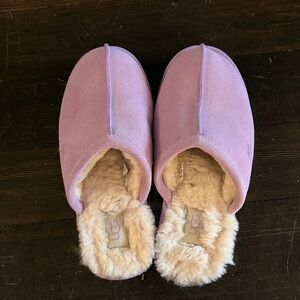 UGG Women's Lavender Slippers
